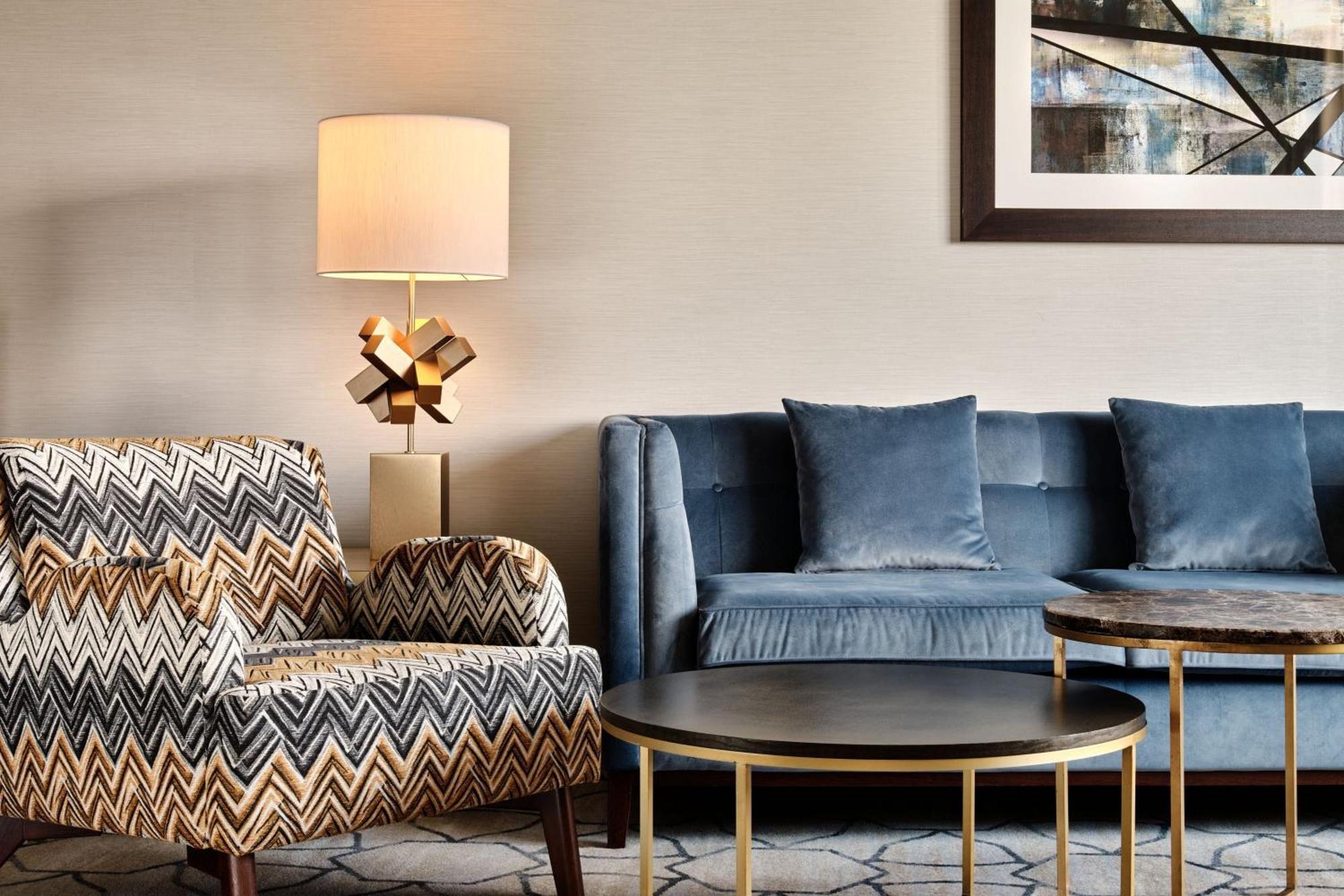 Deluxe Suite Club lounge access 1 Bedroom Larger Suite