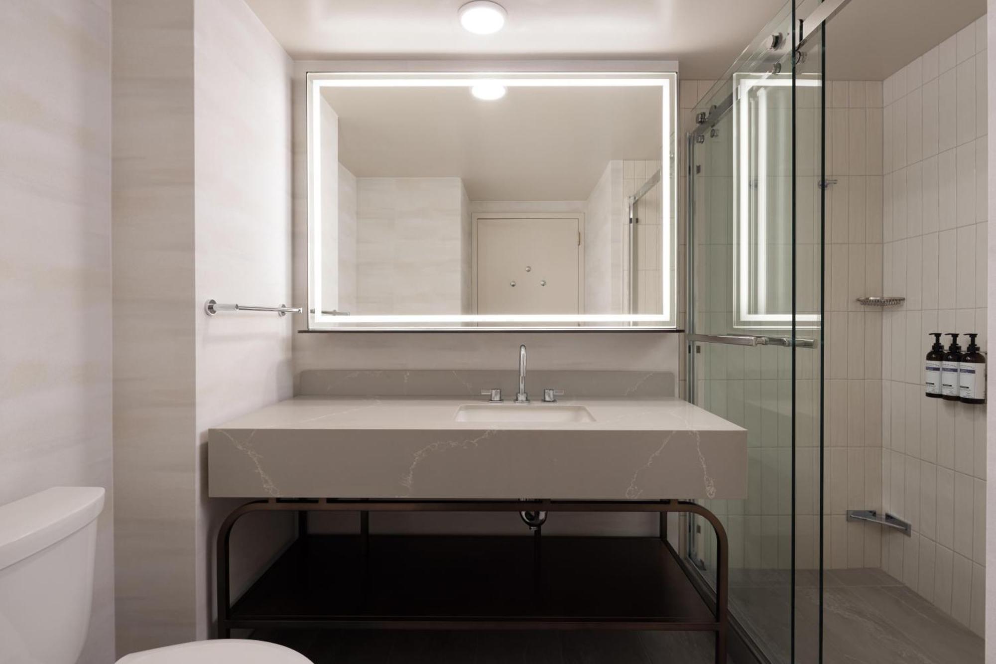 Quarto com Cama King-size