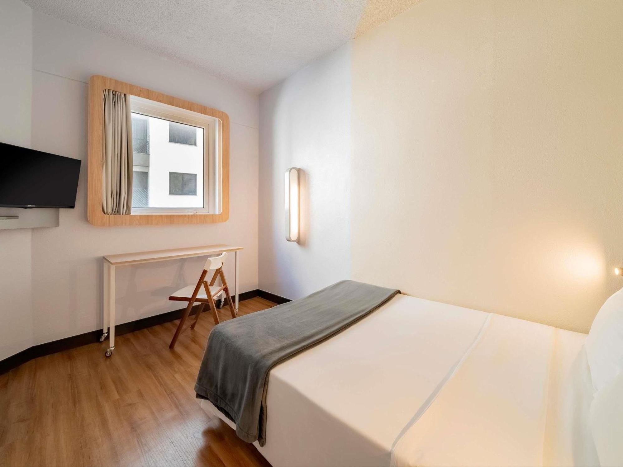 Standard Double Room Disability Access