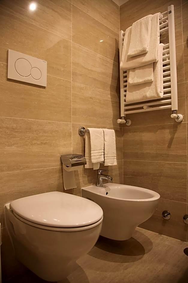 Camera Quadrupla con Bagno