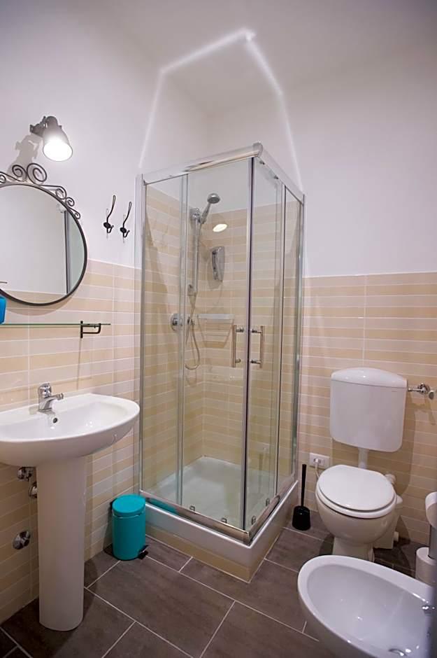 Camera Matrimoniale con Bagno Privato