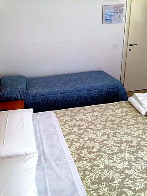 Triple Room Private Bathroom