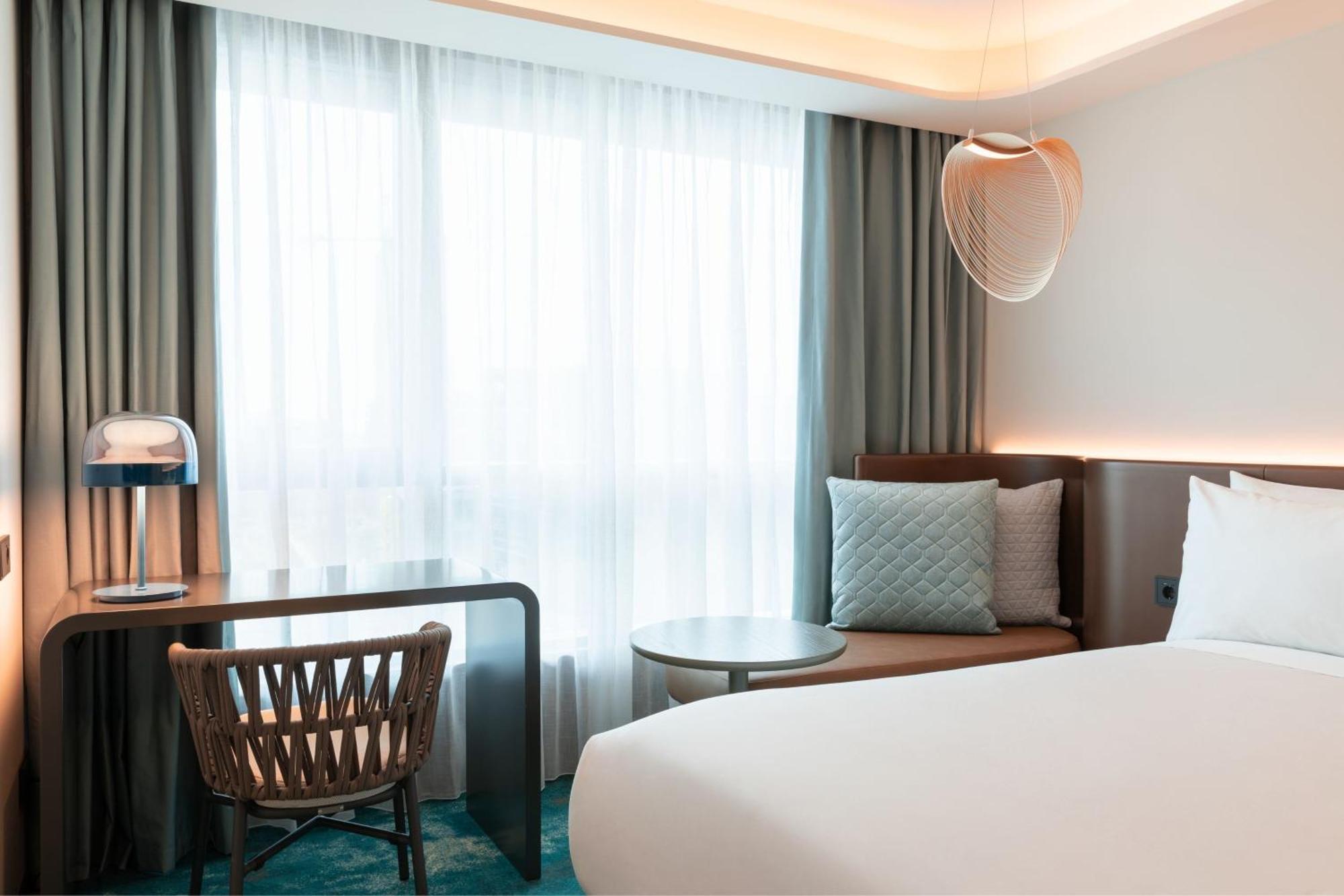 Standard King Room