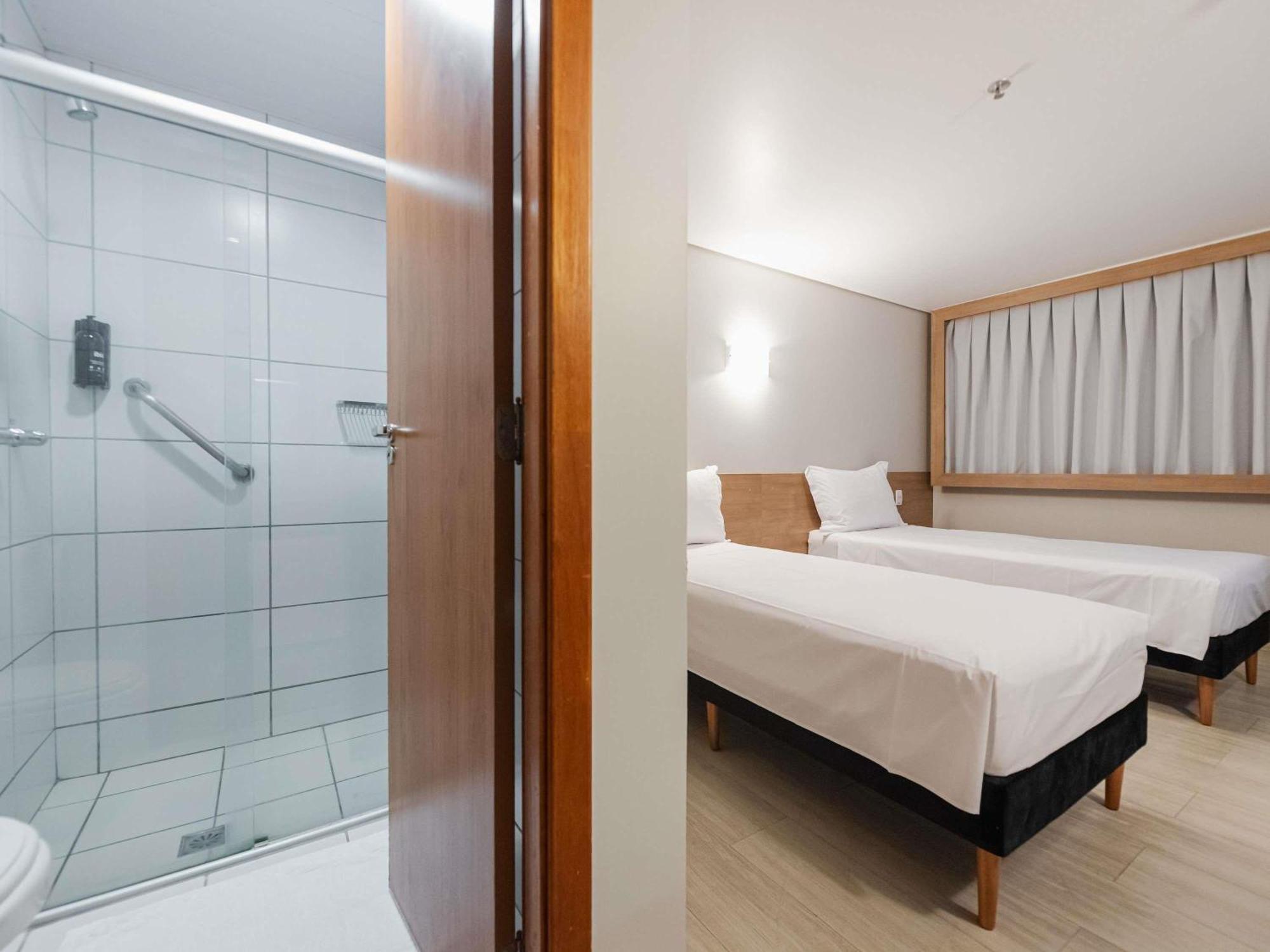 Quarto Standard com 2 Camas de Solteiro