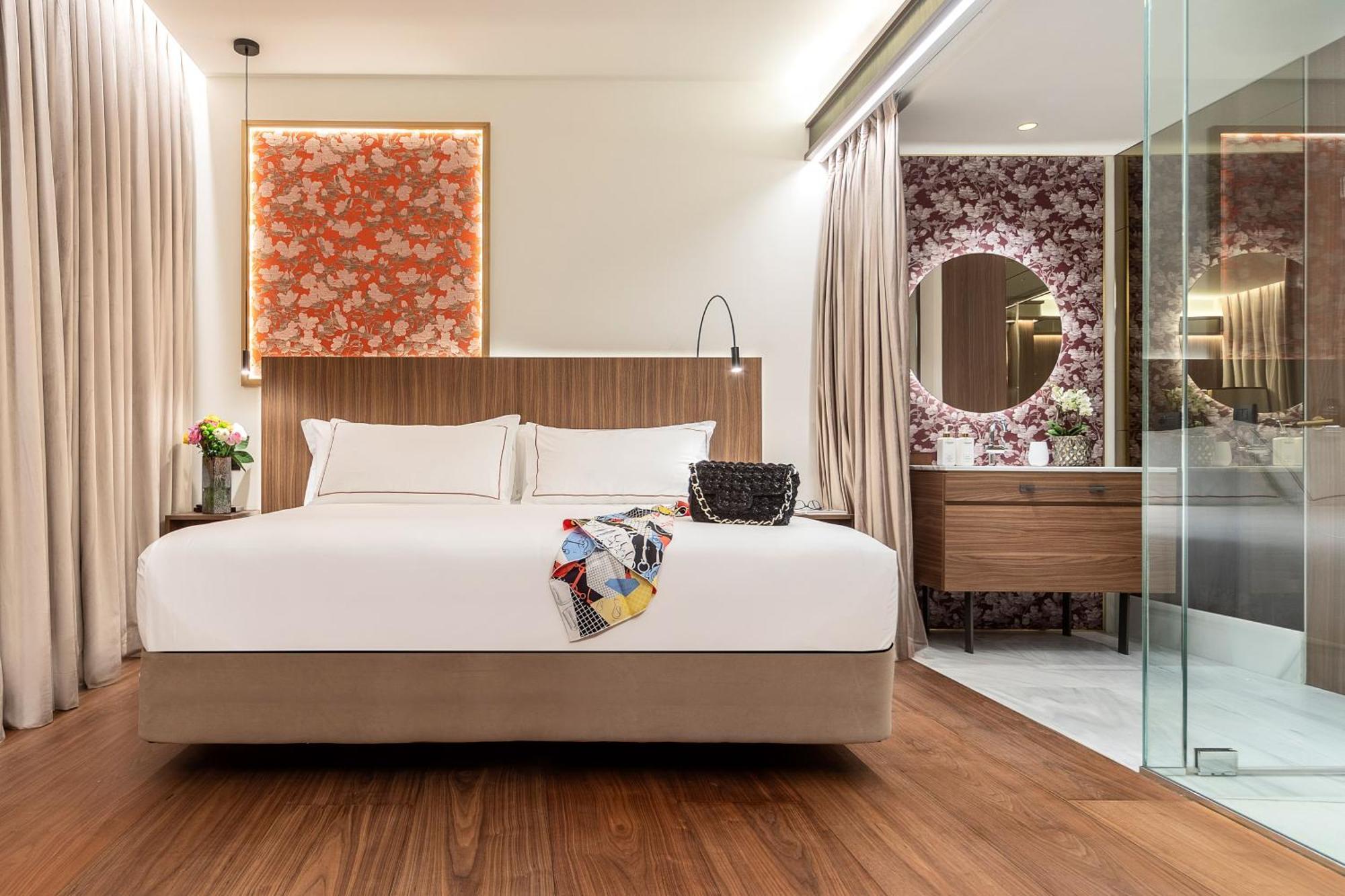 Two Bedroom Master Suite with Spa Acess