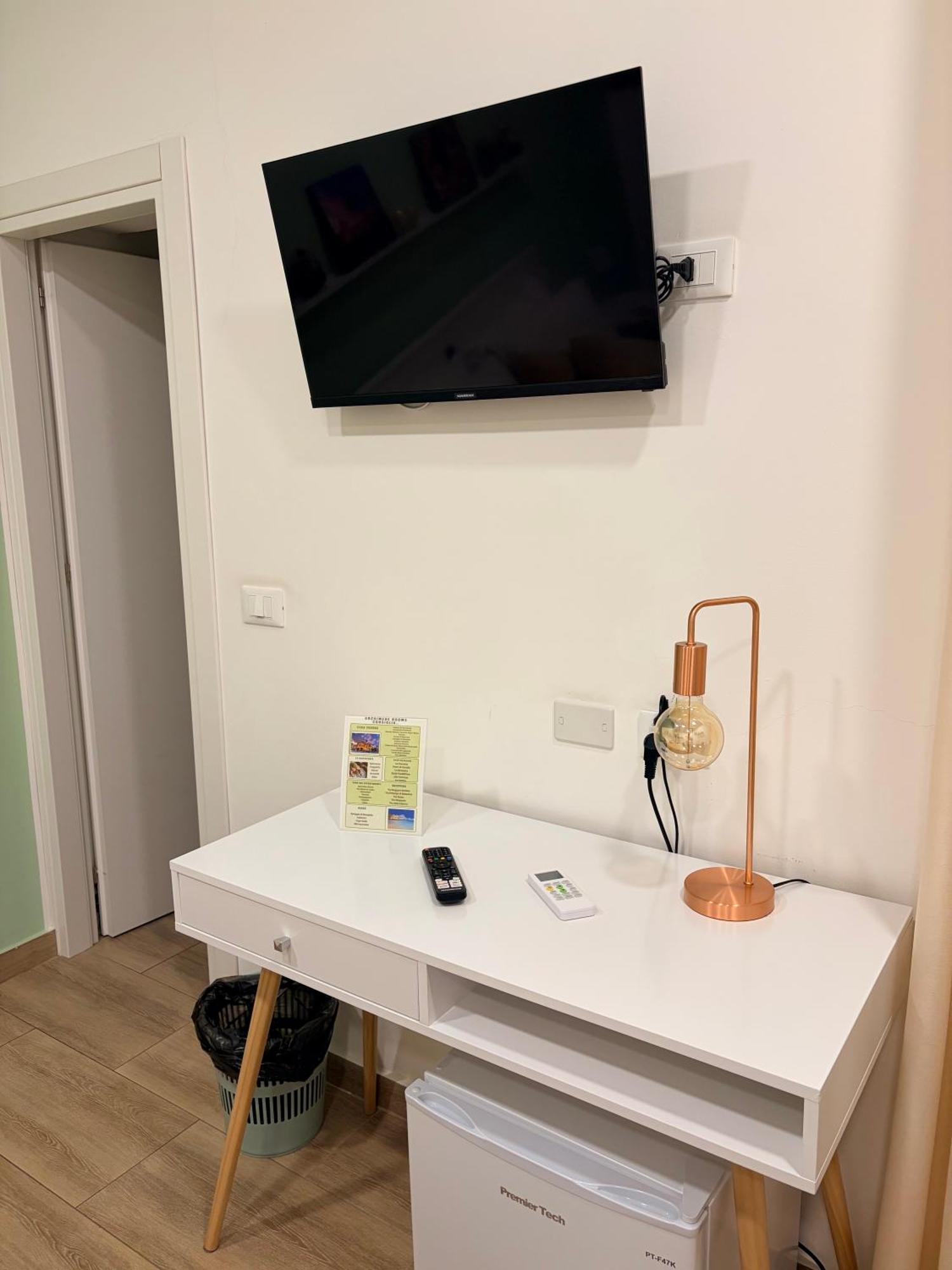 Double Room Private Bathroom