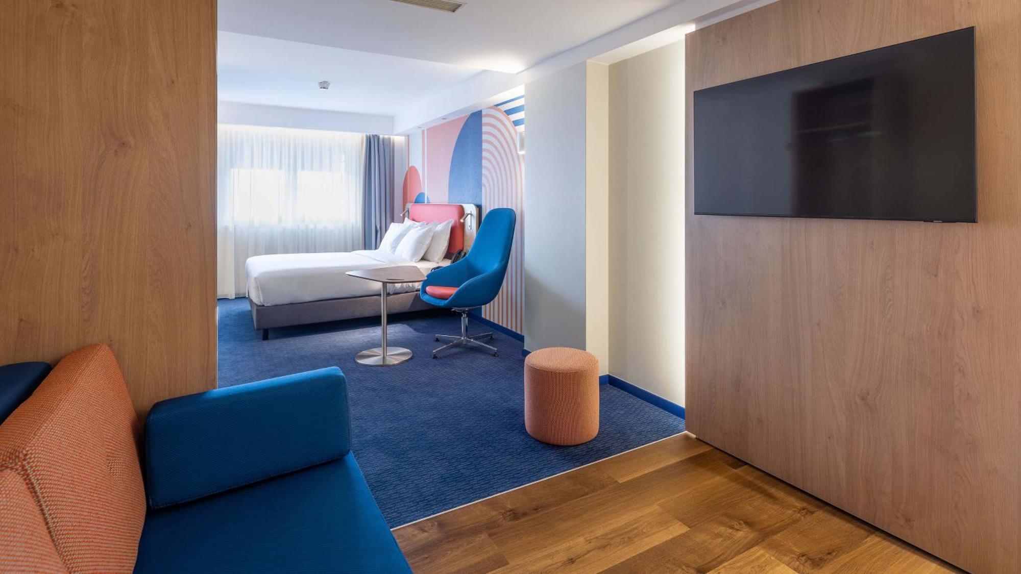 Queen Suite