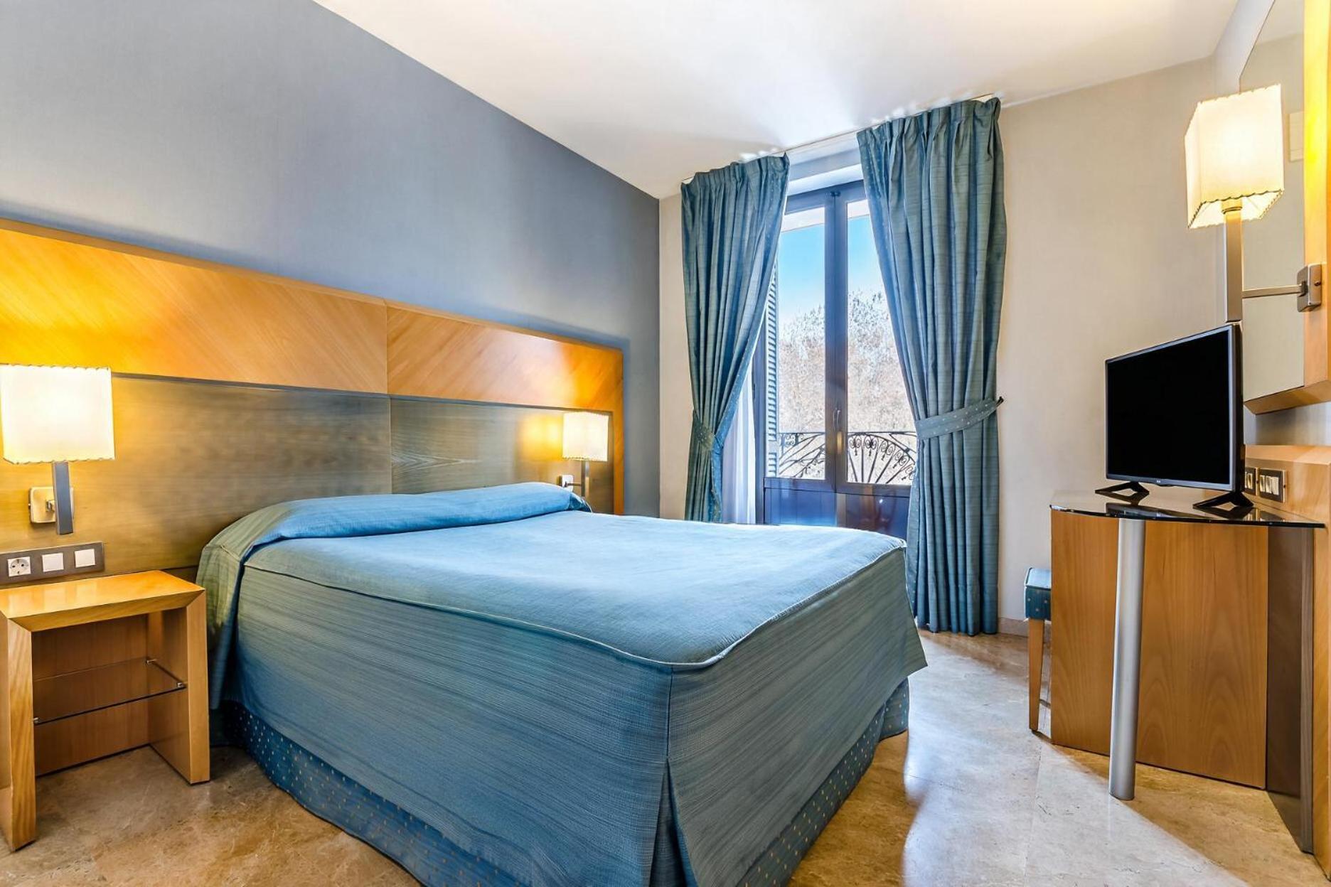 Chambre Double ou Lits Jumeaux avec Balcon