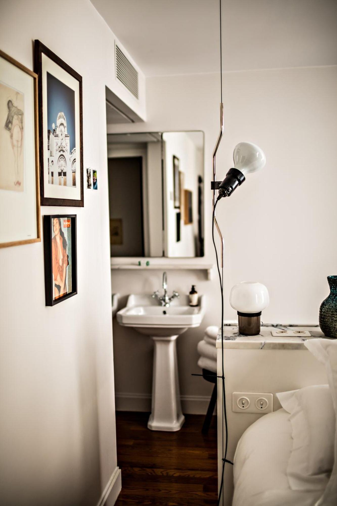 Deluxe Room "Pigalle 22"