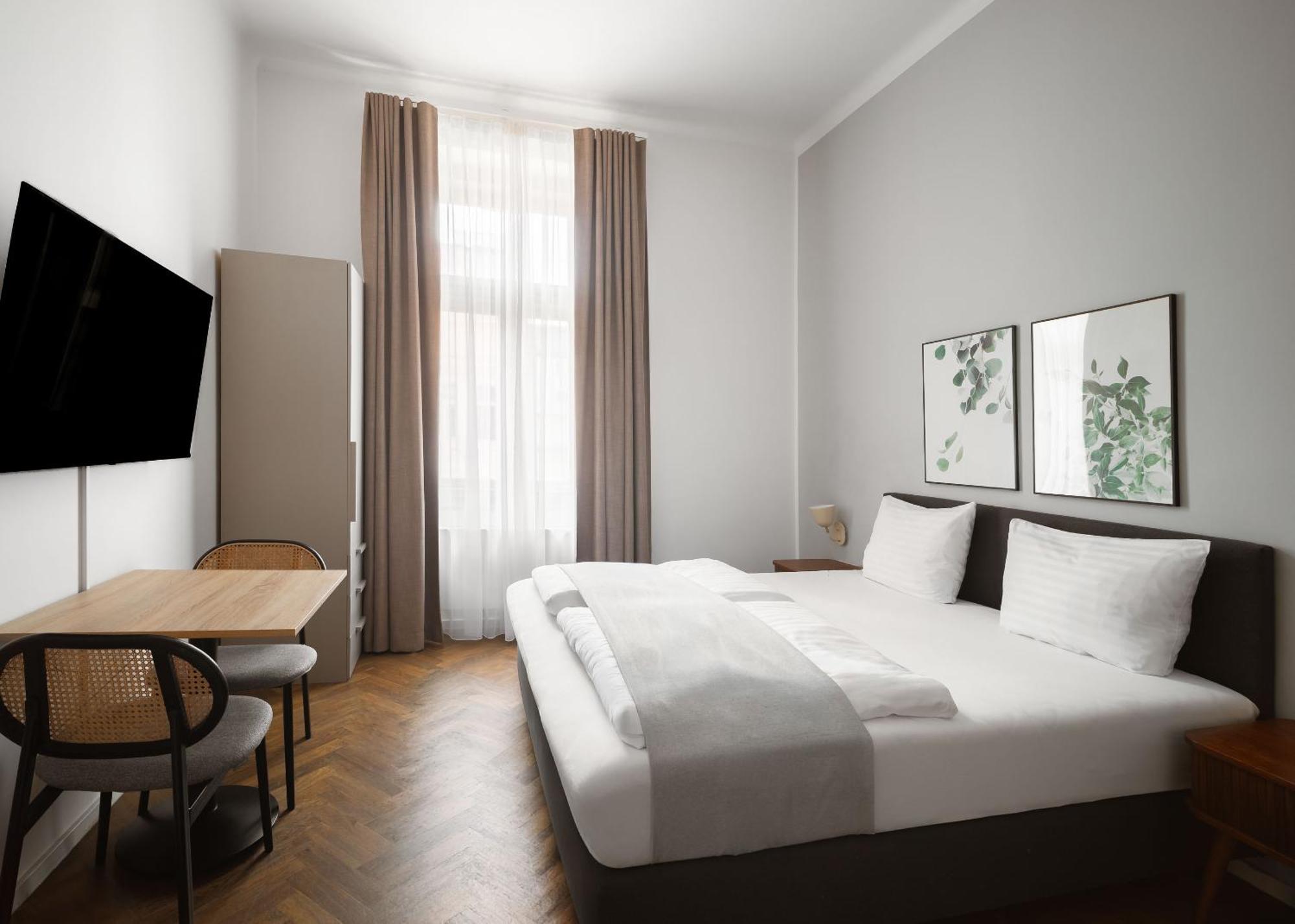 Monolocale con Divano-Letto
