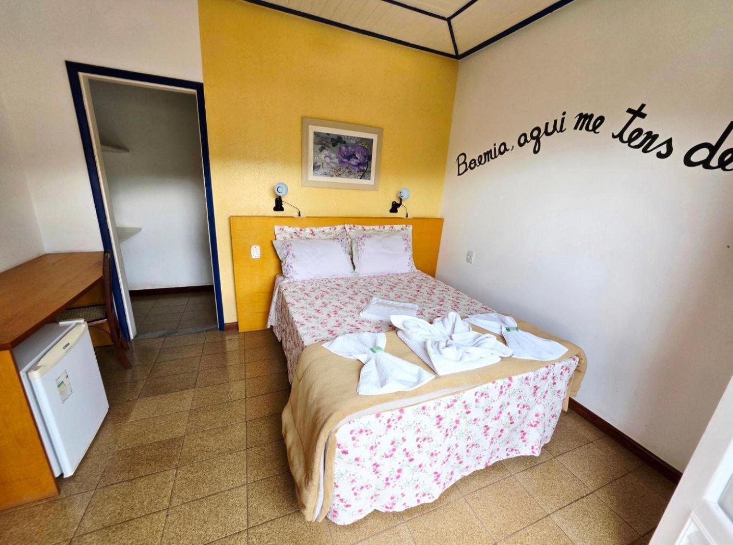 Double Room Mountain View