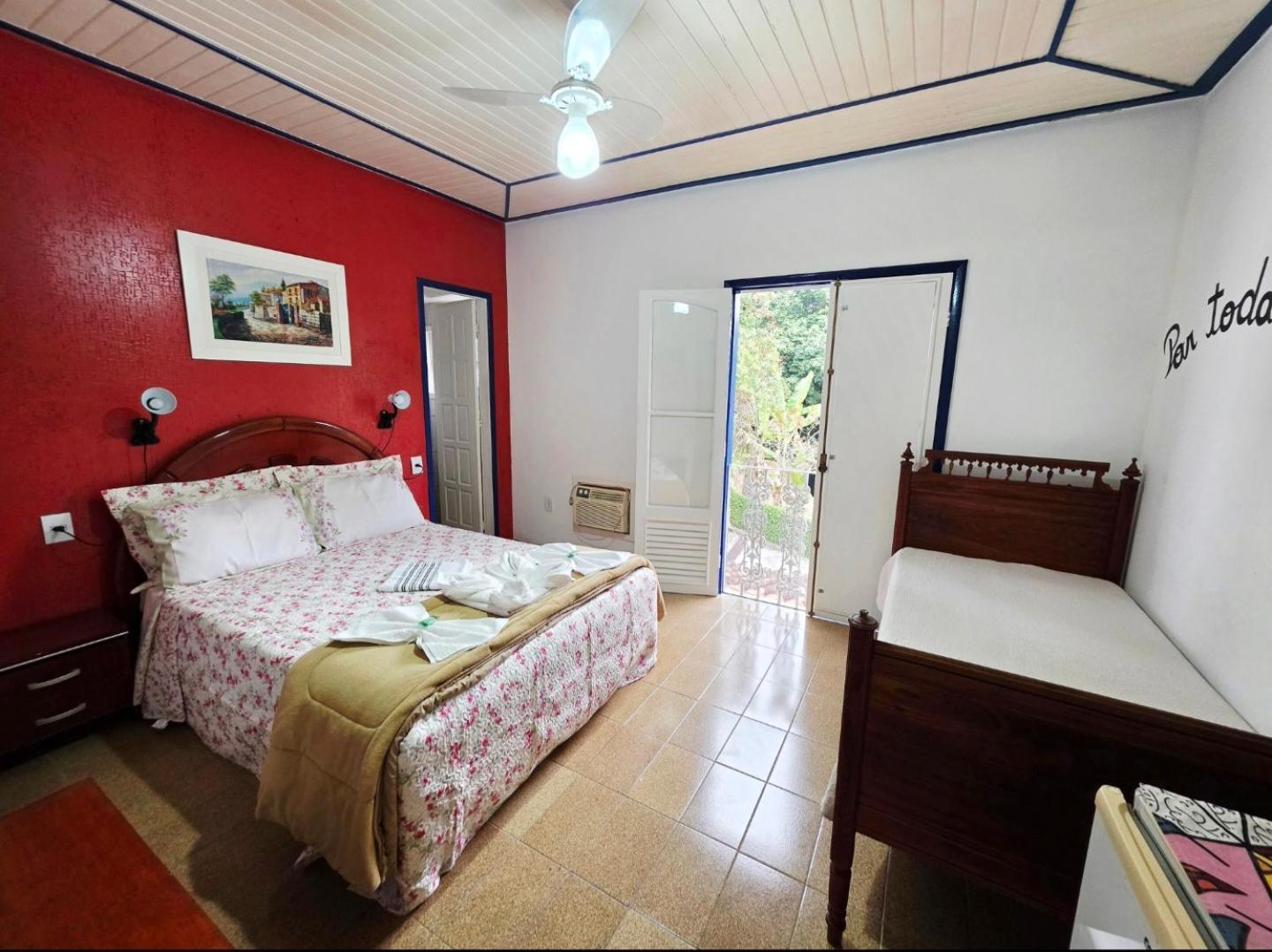 Double Room Mountain View