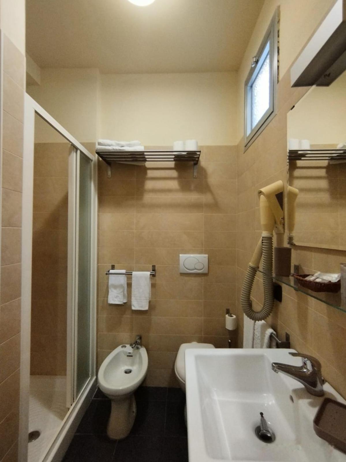 Comfort Triple Room
