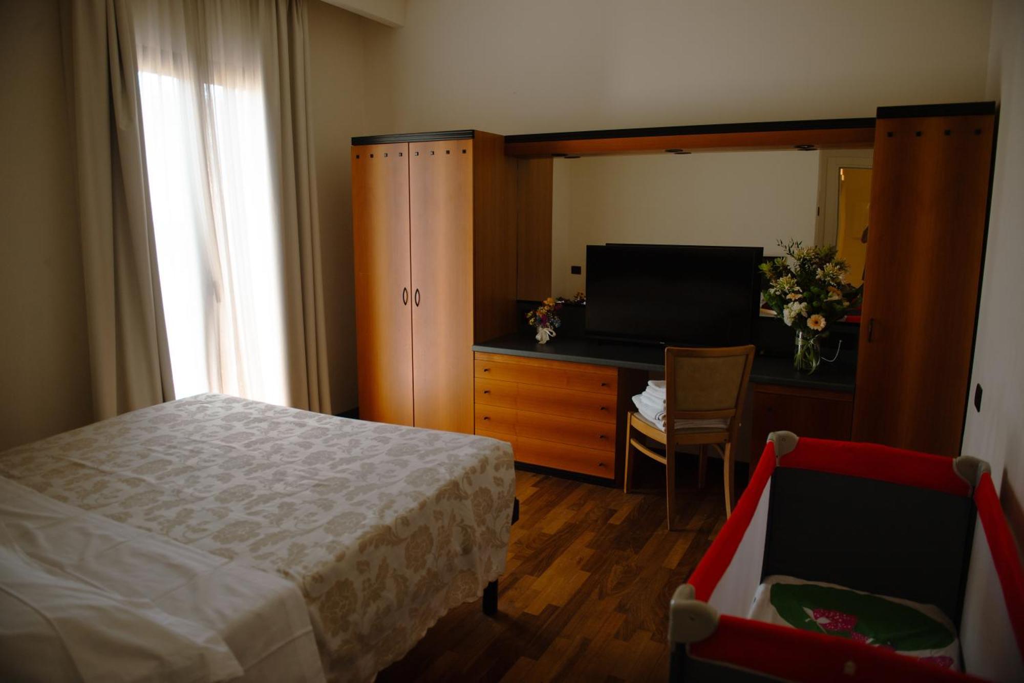 Two-Bedroom Deluxe Apartment