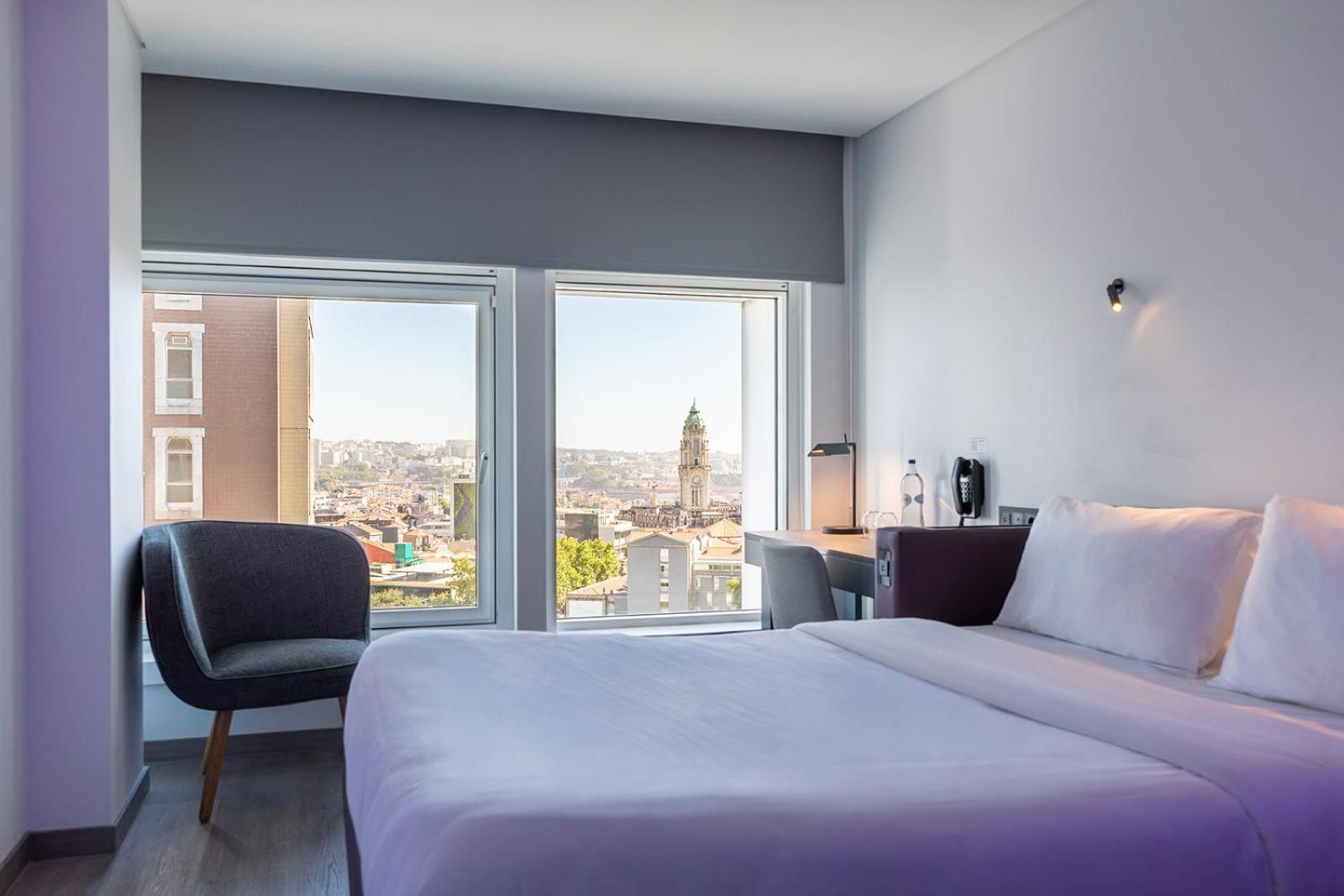 Habitación Premium con cama grande y vistas