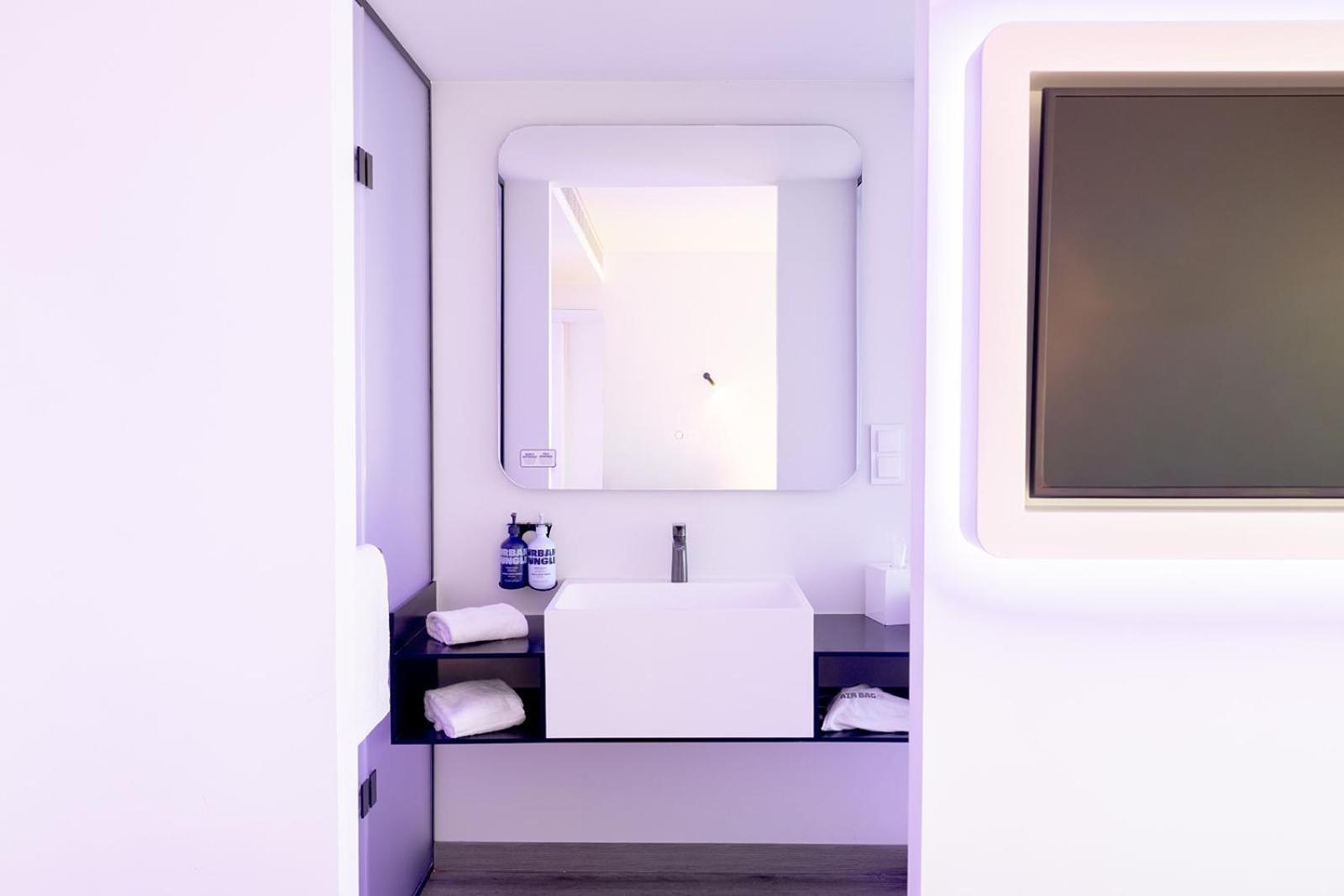 Habitación premium con cama grande en planta superior
