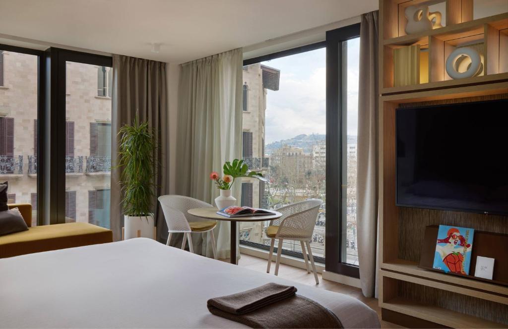 Studio ME Suite Plaza Cataluña View