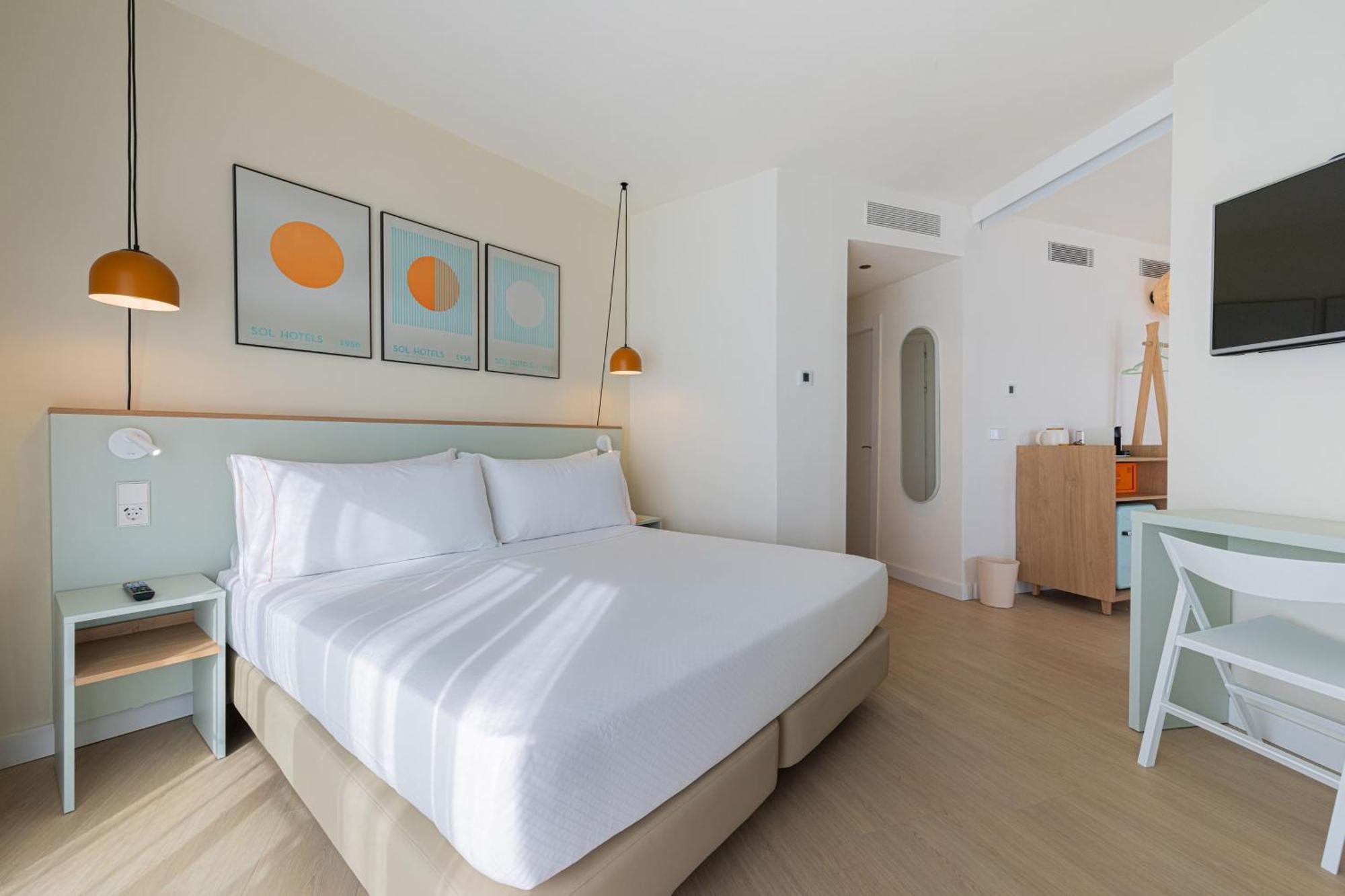 Sol Suite Frontal Sea View