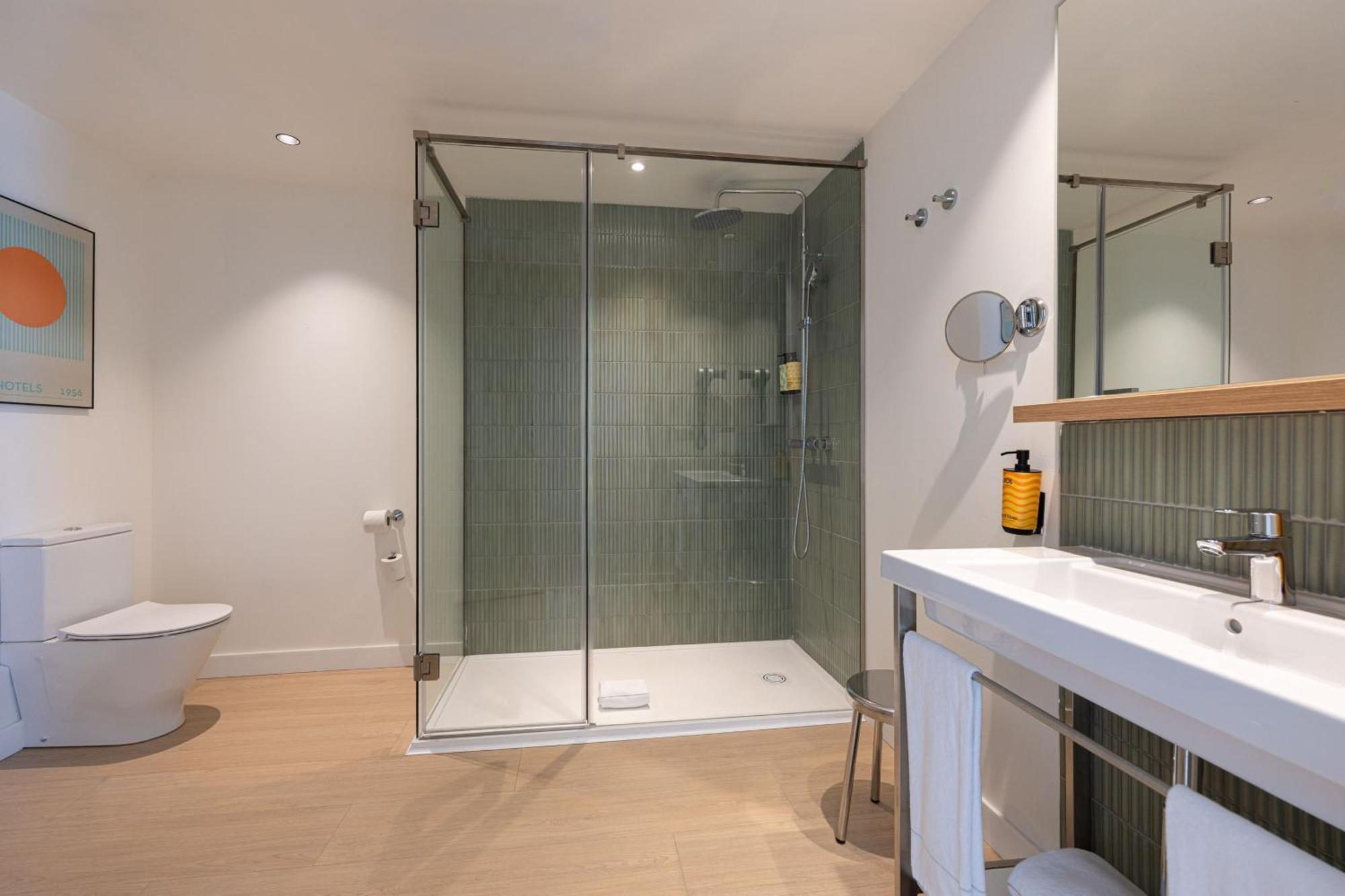 Sol Suite Frontal Sea View