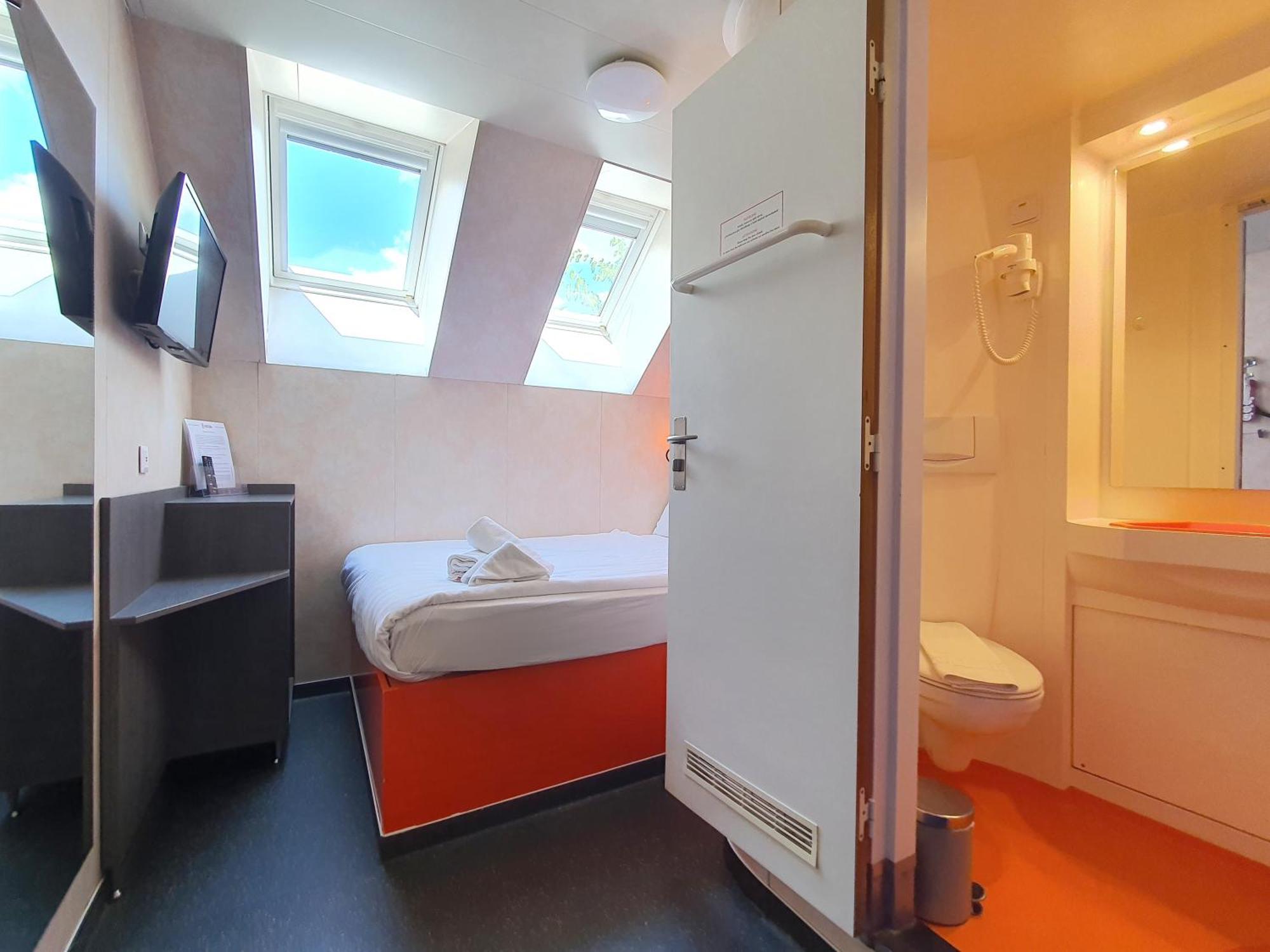 Habitación Doble Pequeña