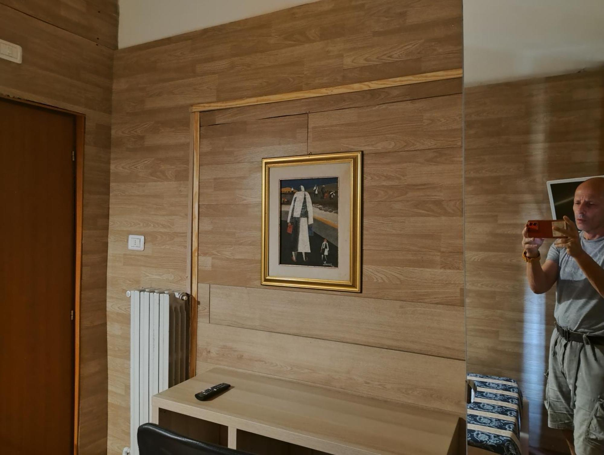 Single Room Private External Bathroom