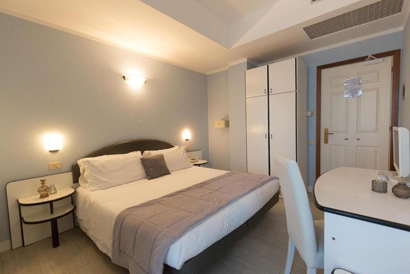 Deluxe Double Room Balcony Sea View