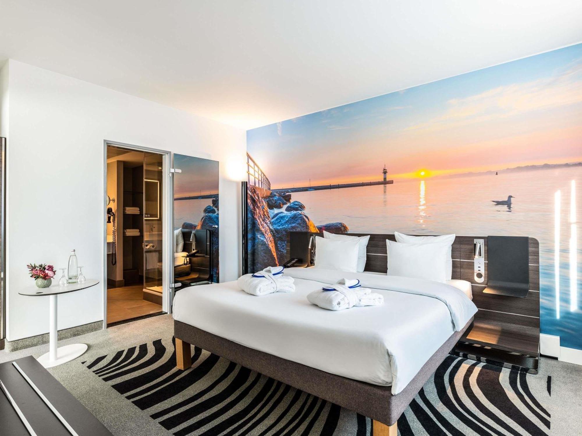 Superior Suite Sofa