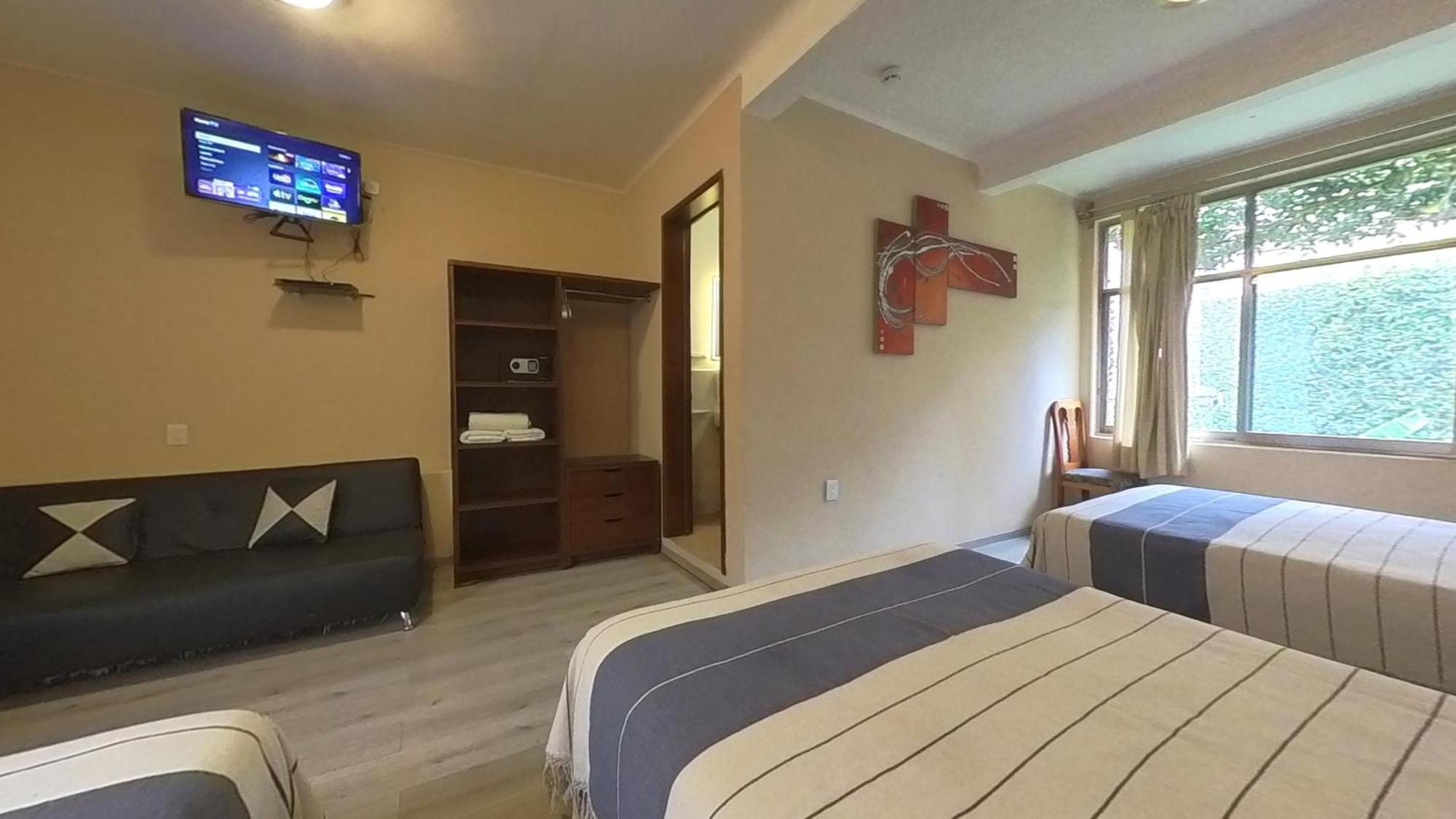 Classic Triple Room