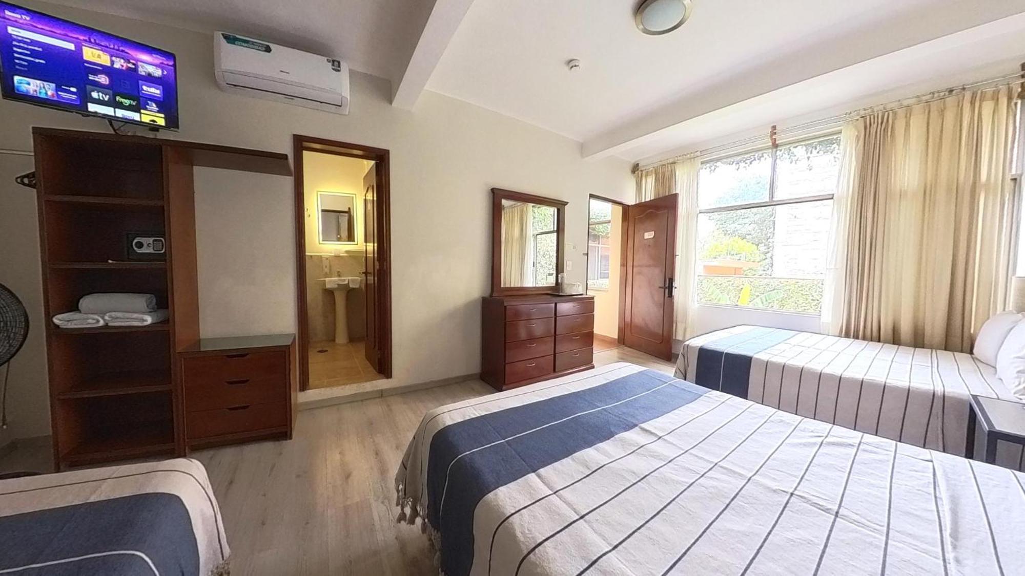 Classic Triple Room