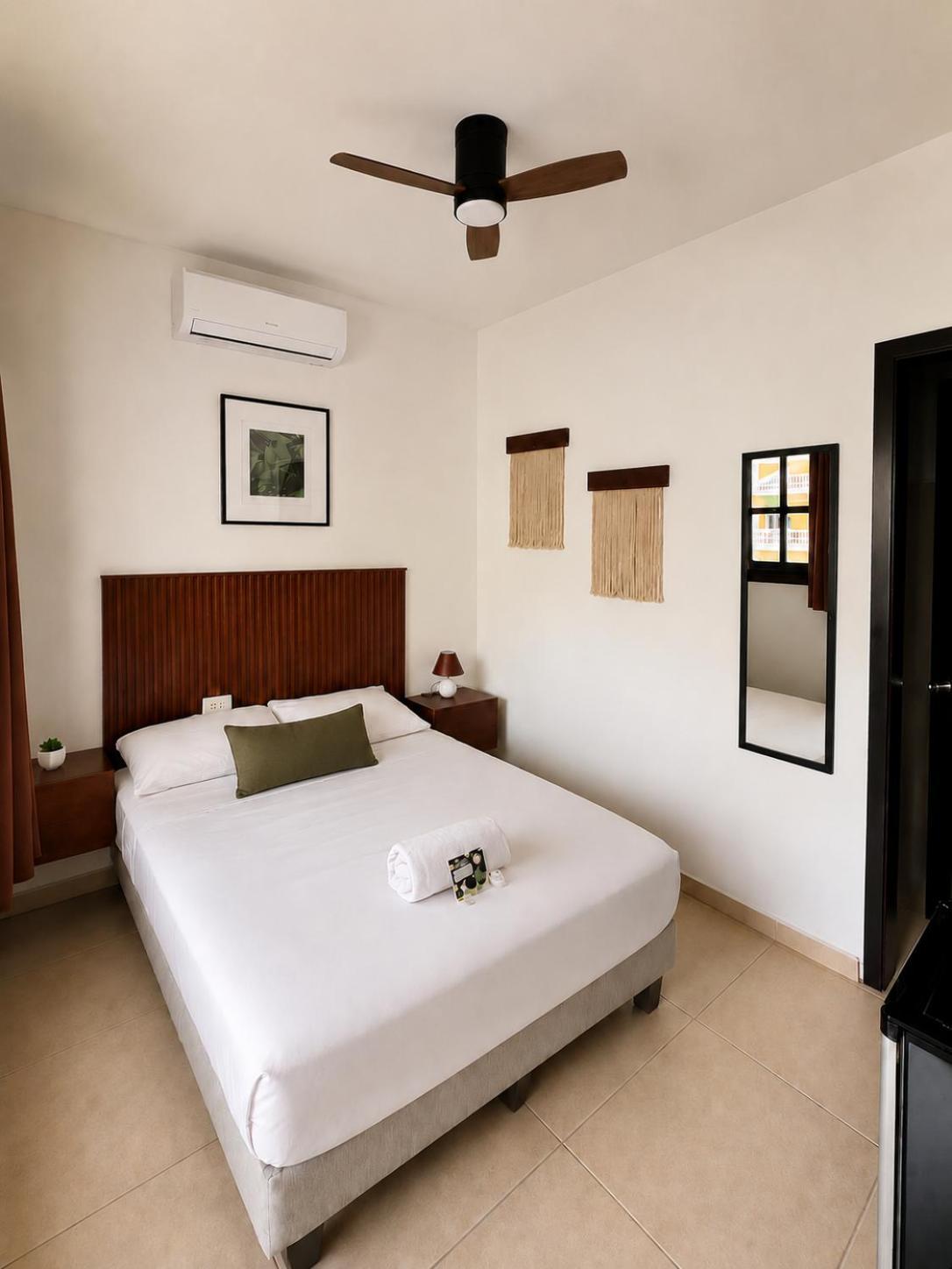Habitación Doble Pequeña
