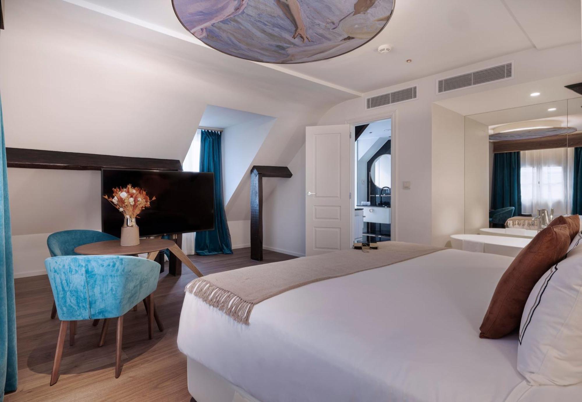 Elena Sorolla Suite