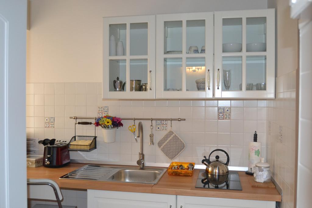 Standard Suite,258152525:JPEG