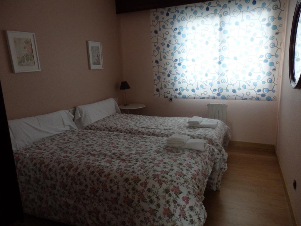One-Bedroom Apartment,185239329:JPEG