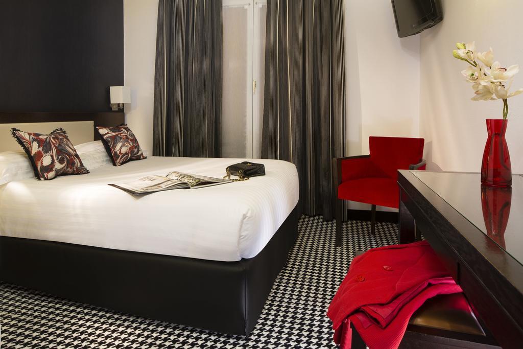 Small Double Room,1706507348:JPEG
