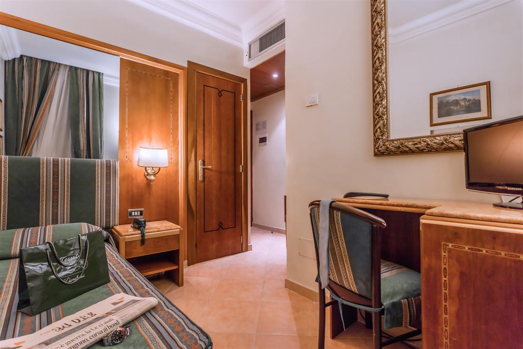 Single Room,190226614:JPEG