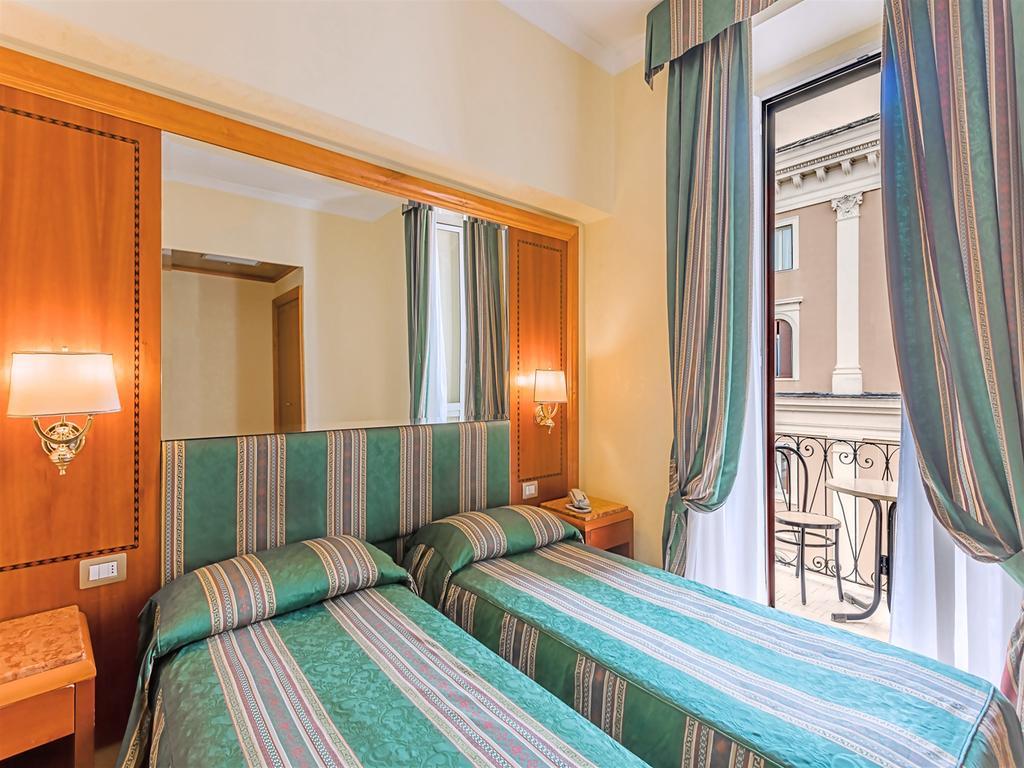 Standard Double or Twin Room,706409944:JPEG