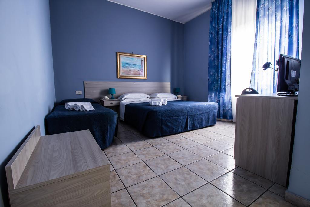 Triple Room,1209691606:JPEG