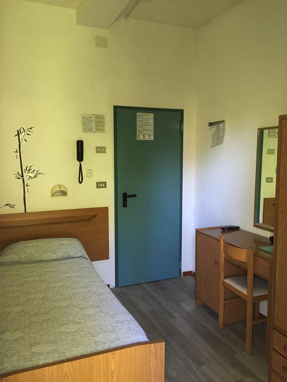 Single Room,1673653423:JPEG
