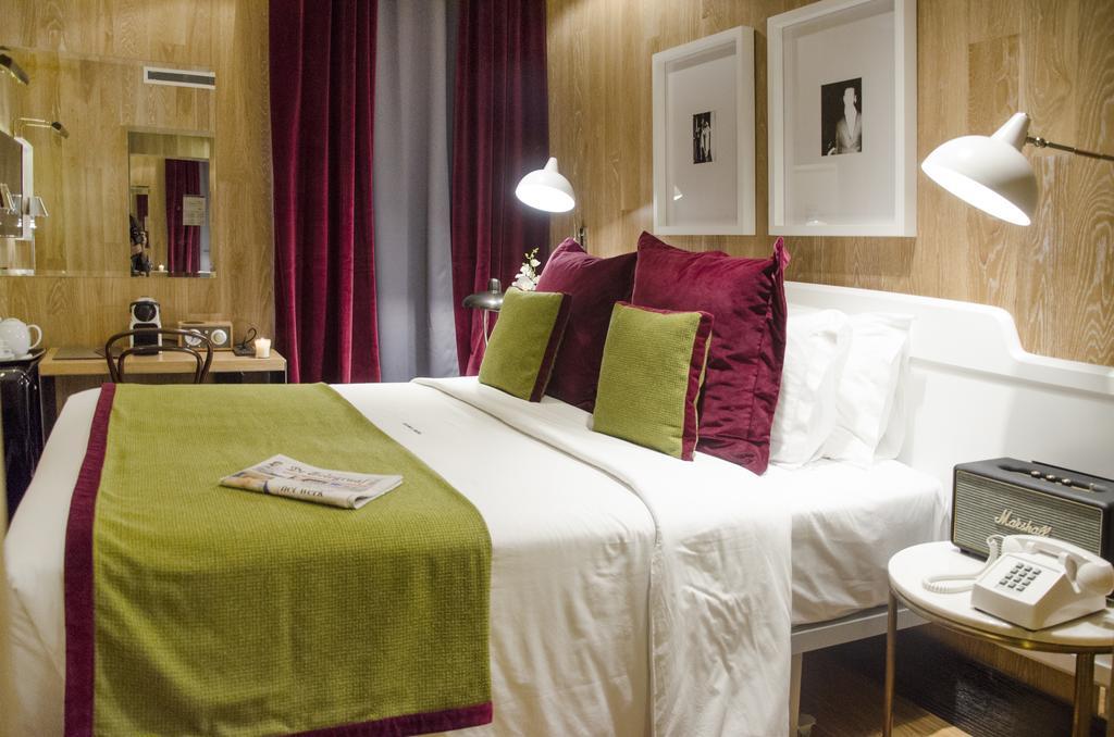 Small Double Room street view