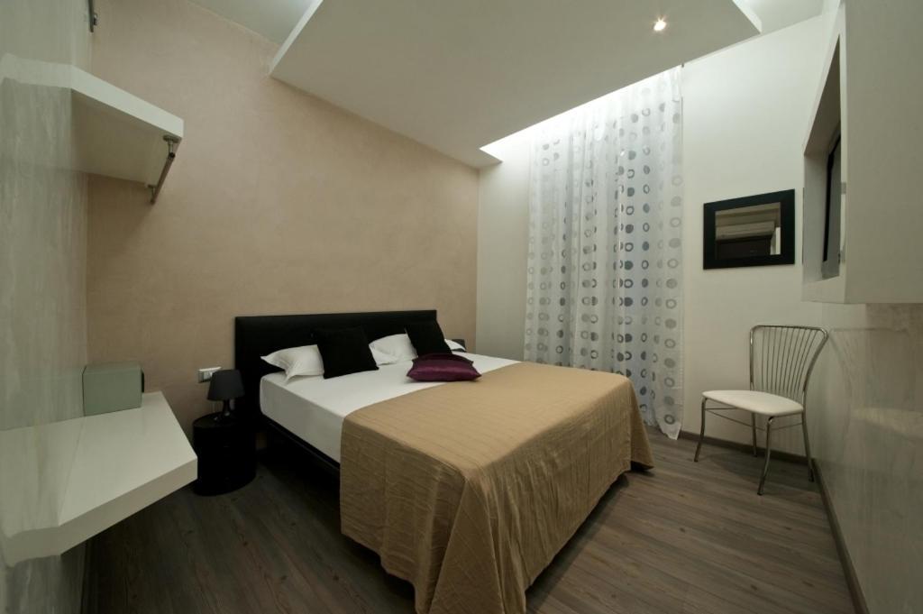 Double Room,19843933:JPEG