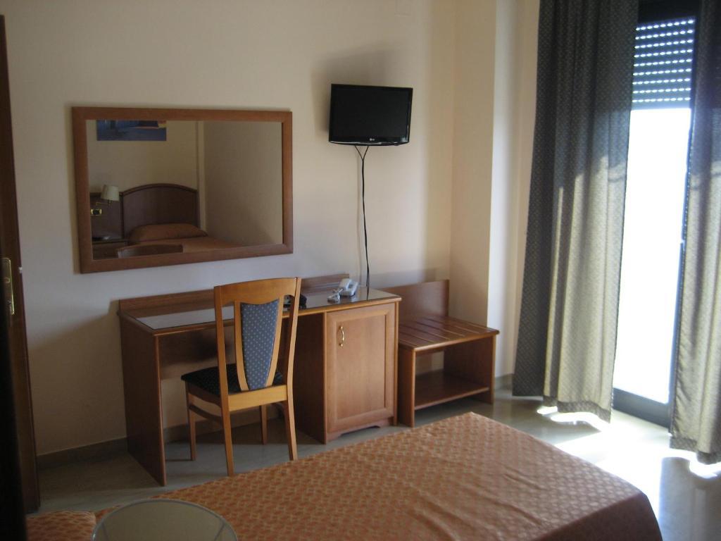 Single Room Balcony,1580710993:JPEG