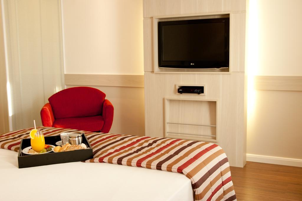 Quarto Queen Clássico