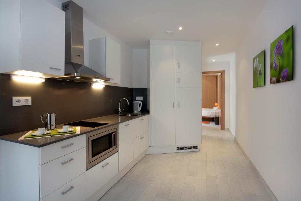 One-Bedroom Apartment,1580722199:JPEG