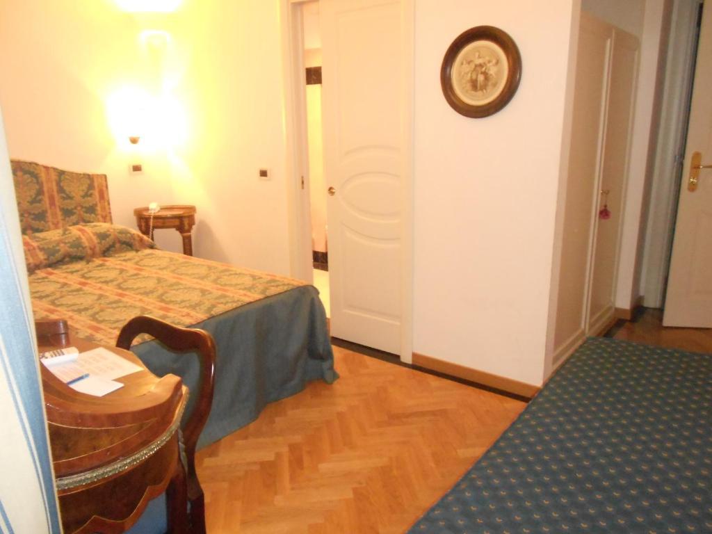 Standard Triple Room,112330818:JPEG