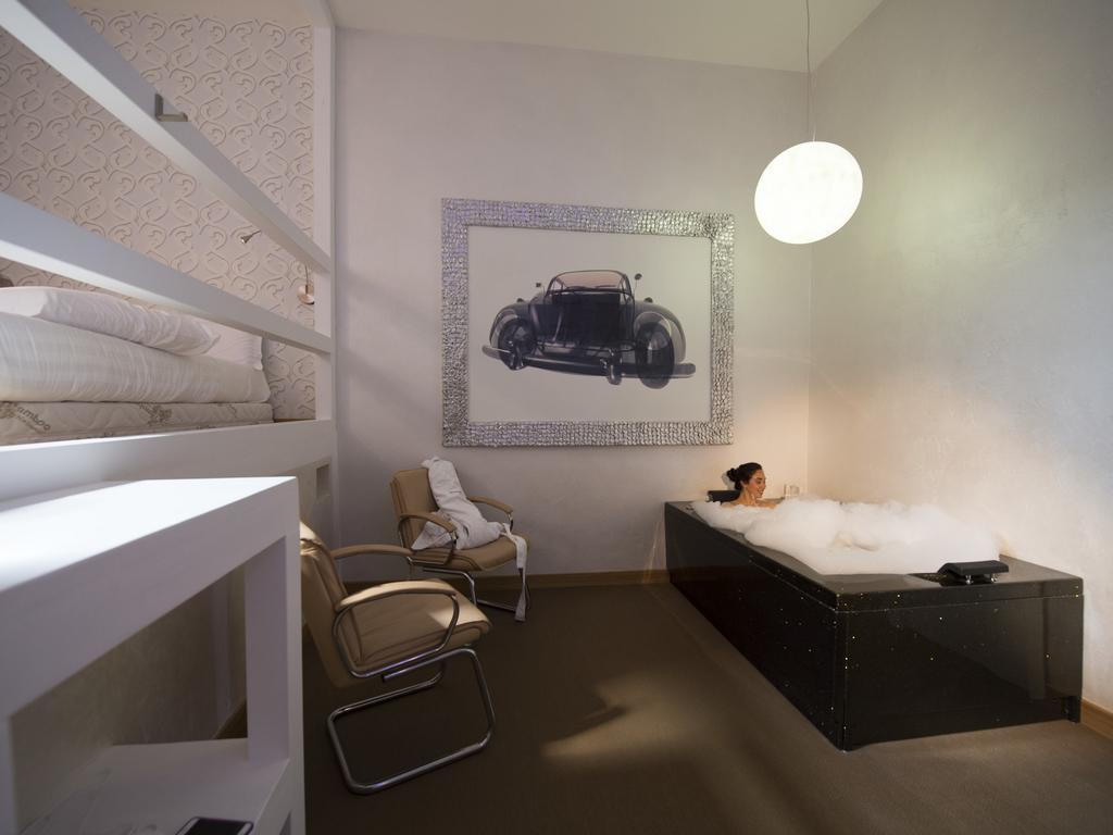 Double Room Spa Bath,707335216:JPEG