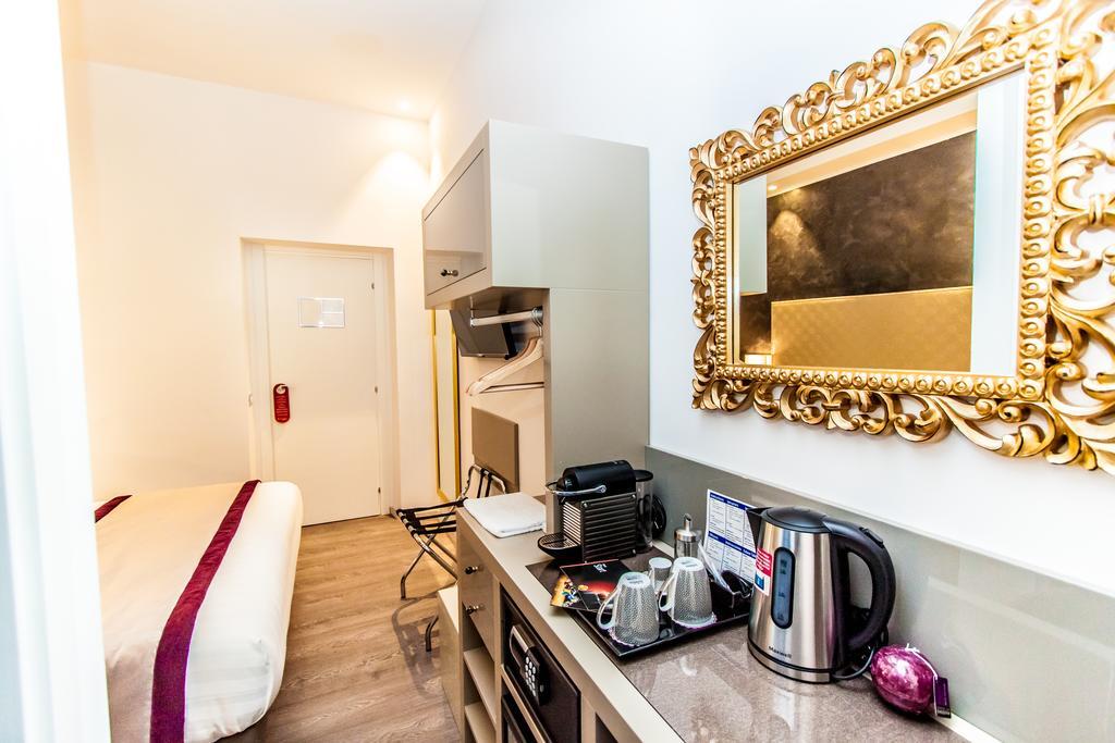 Standard Double Room,204210223:JPEG