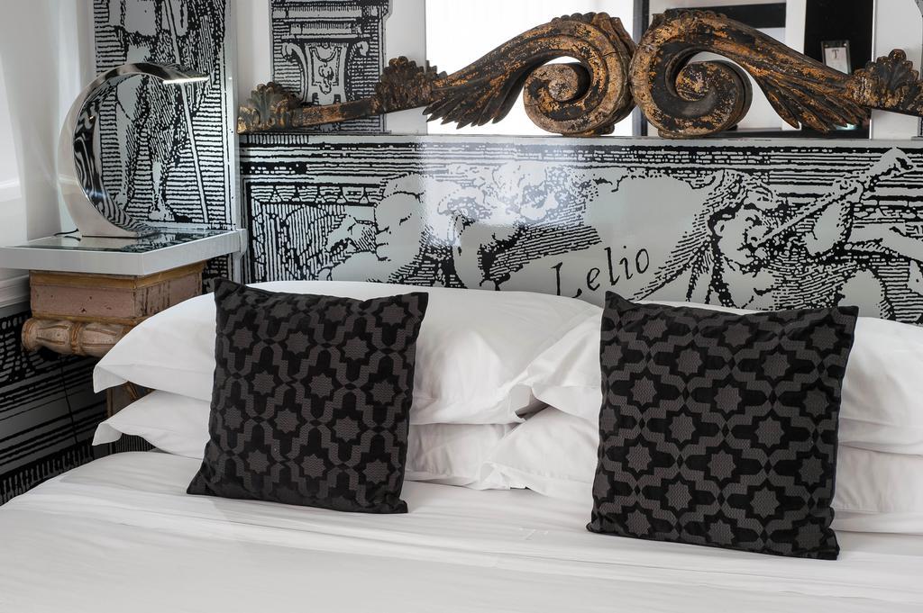 Standard Double Room,205185271:JPEG
