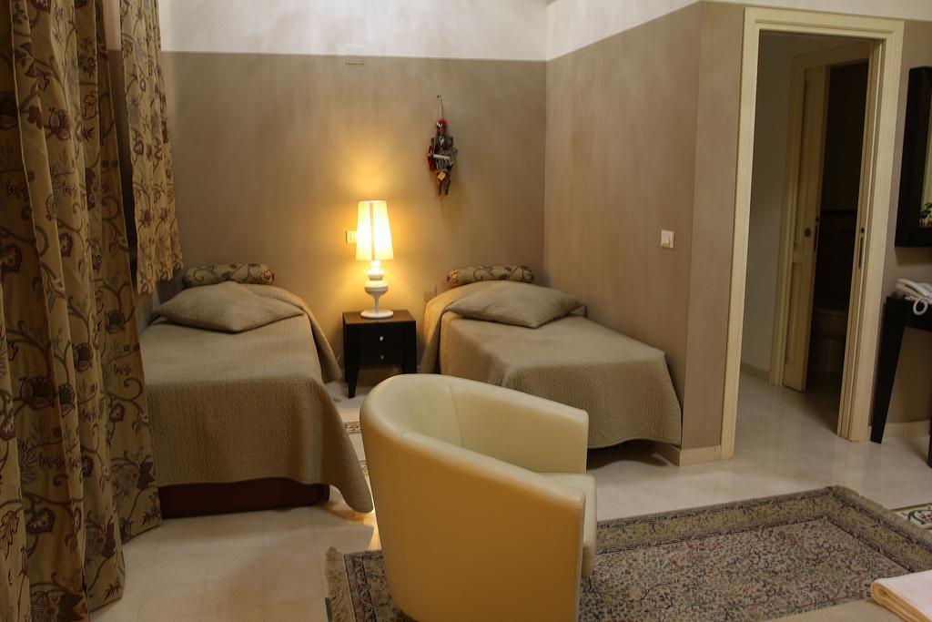 Triple Room,246644921:JPEG