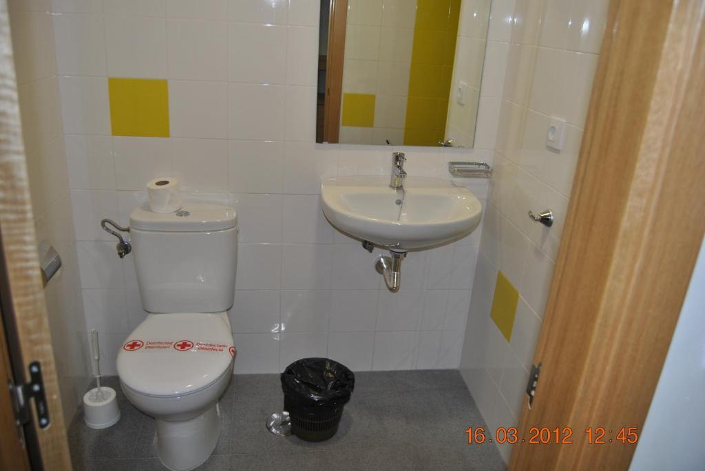 Triple Room Private Bathroom,1580495093:JPEG