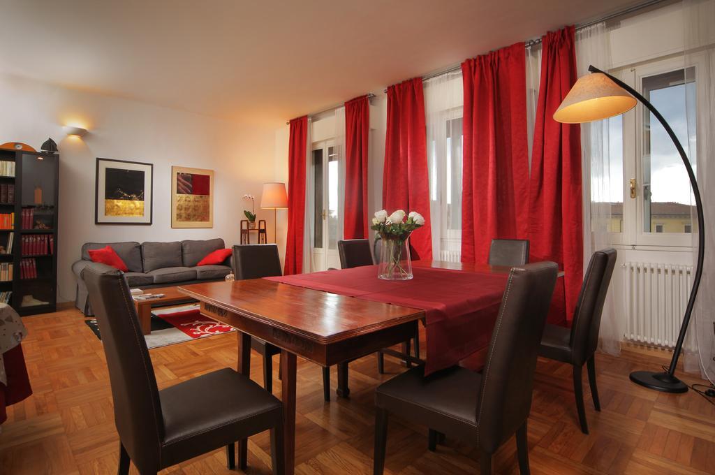 Three-Bedroom Apartment,1252845388:JPEG